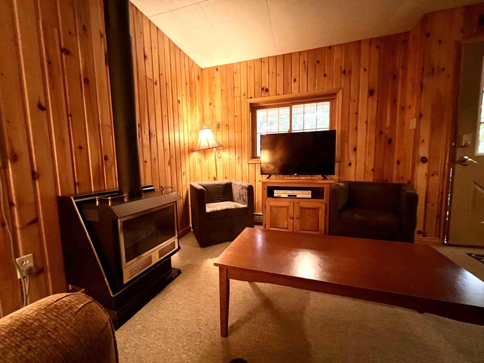 High Falls Bay Cottages, Camping & Waterpark Bracebridge Luaran gambar