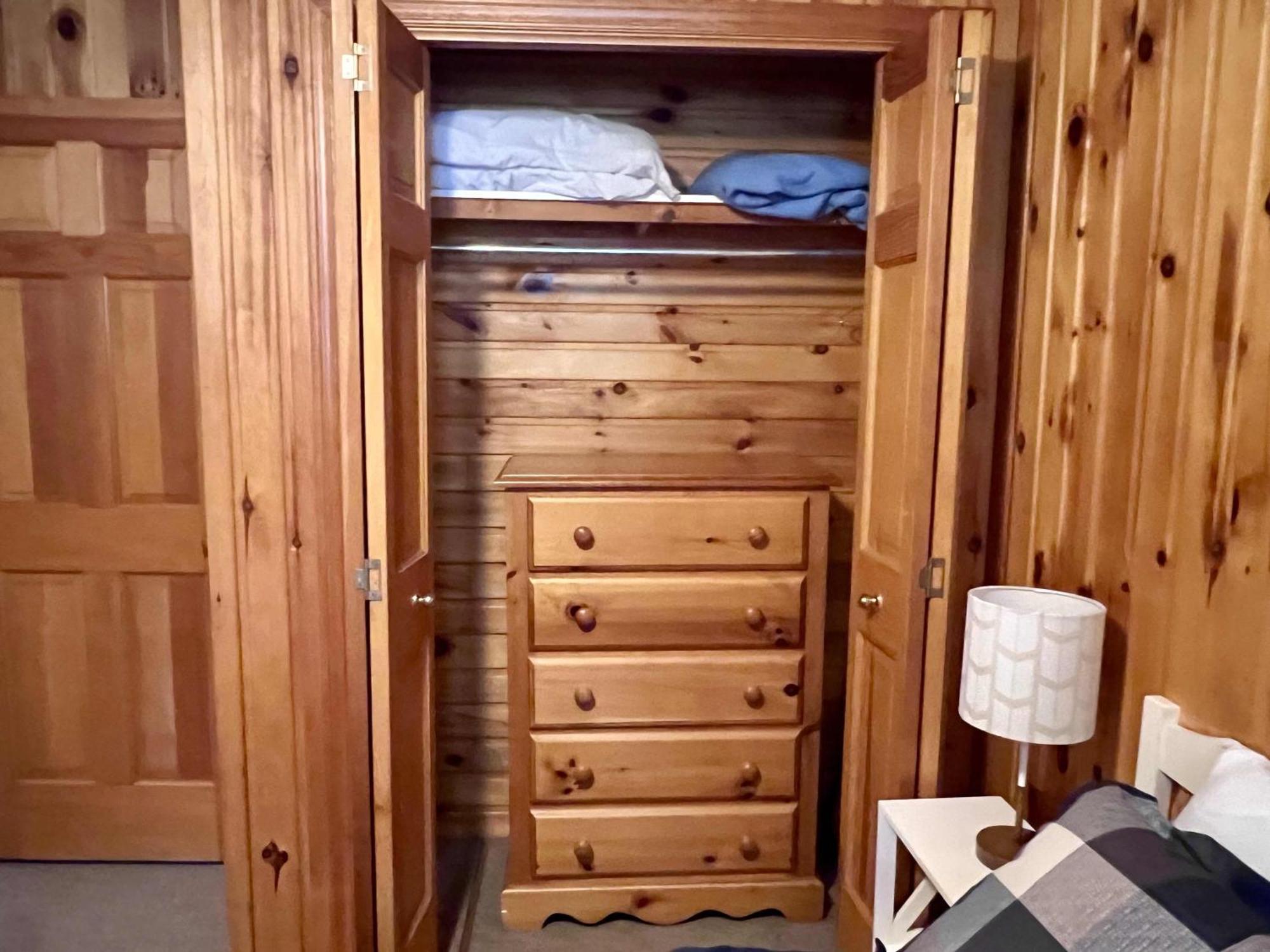 High Falls Bay Cottages, Camping & Waterpark Bracebridge Luaran gambar